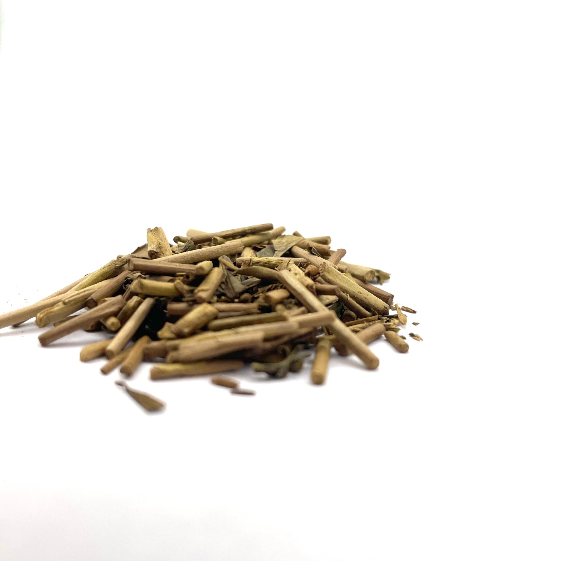 Uji slow-roasted stem tea brewed, chocolate-like roasted aroma, low caffeine